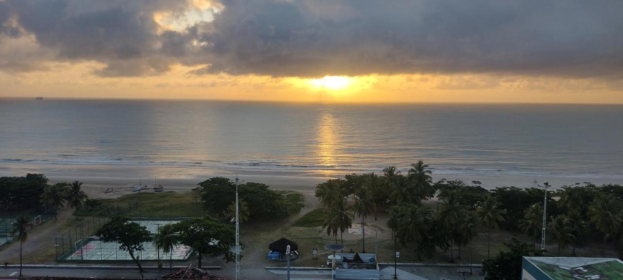 Apartamento com vista para o Mar e Piscina na cobertura. Recife Bagian luar foto